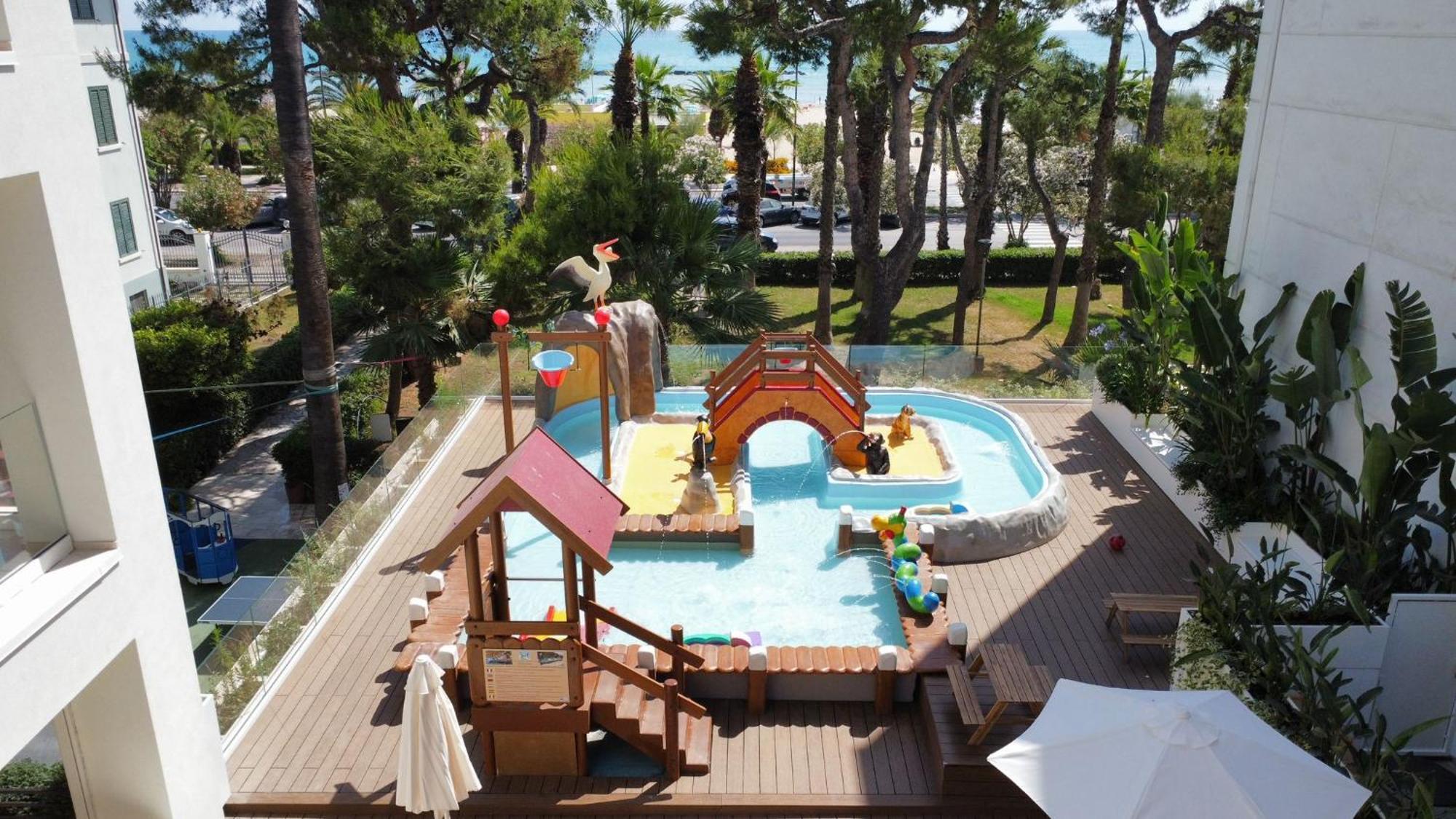 Hotel Relax Family & Spa سان بنيديتّو ديل ترونتو المظهر الخارجي الصورة
